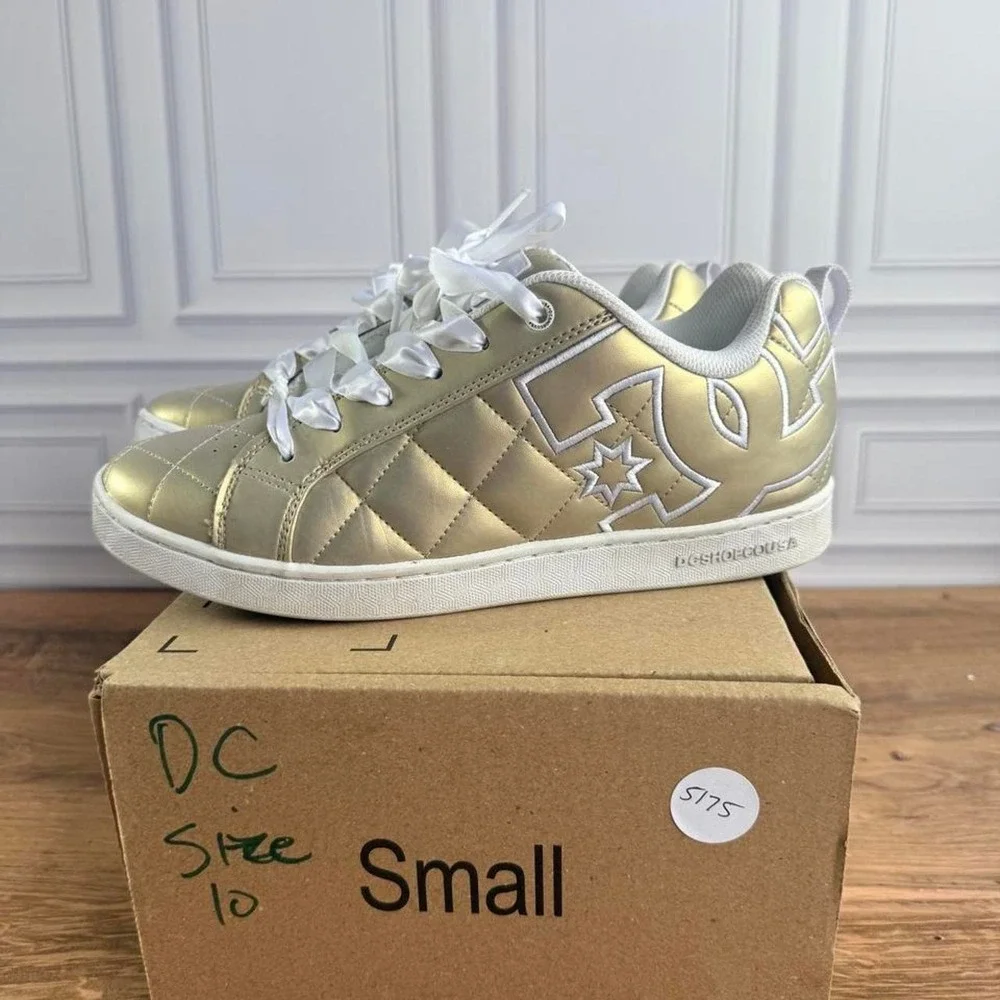 DC Shoes gold trainers, Size US 10